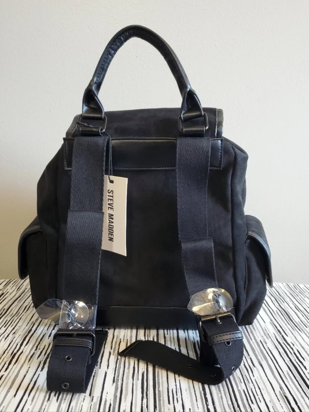 Steve Madden Bzelda Black Suede Backpack NWT Retail $108 - Picture 7 of 9